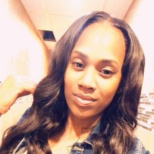 Meet your Posher, Shawna